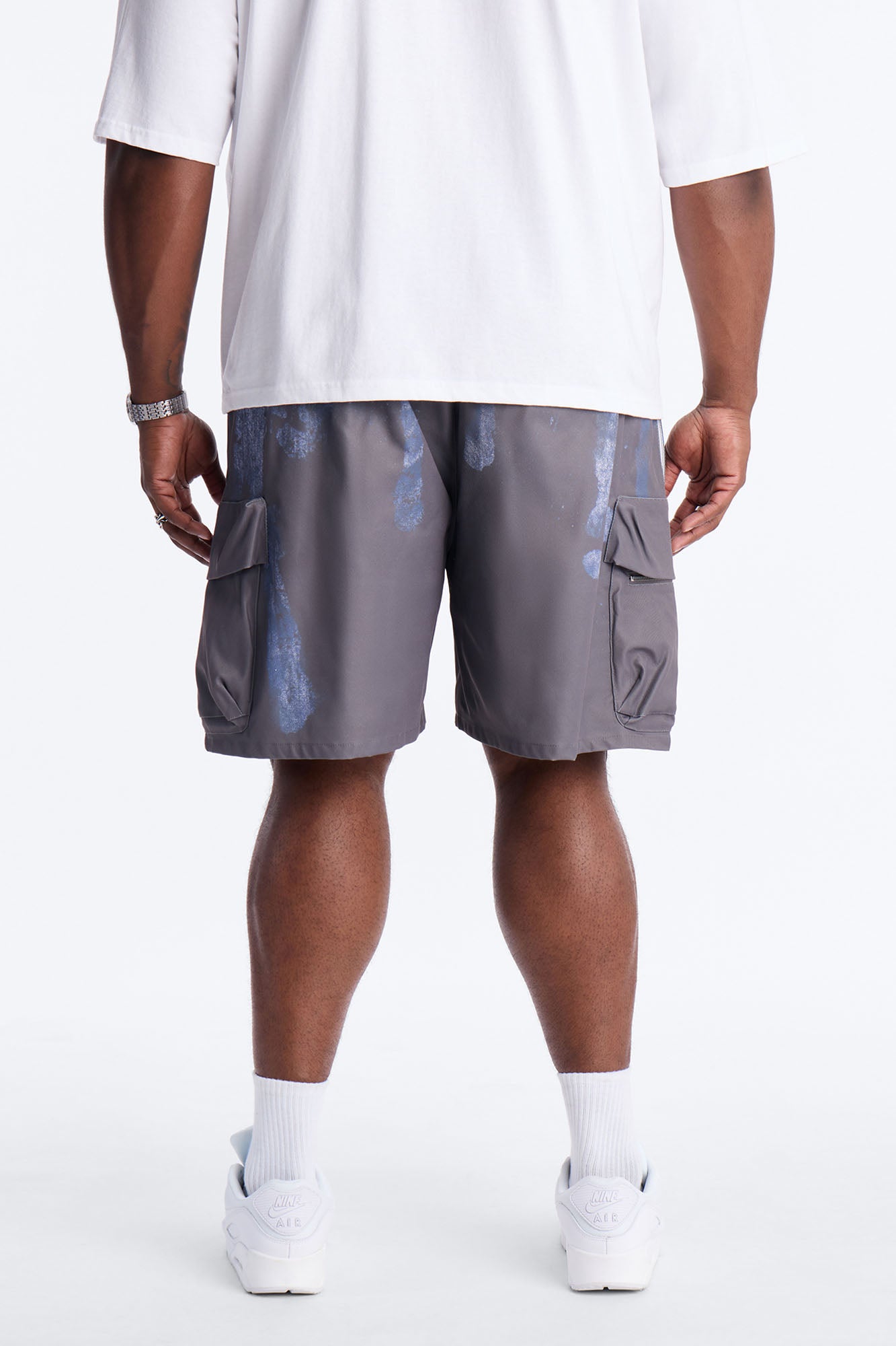 Relaxed Traveling Artist Short - Grey