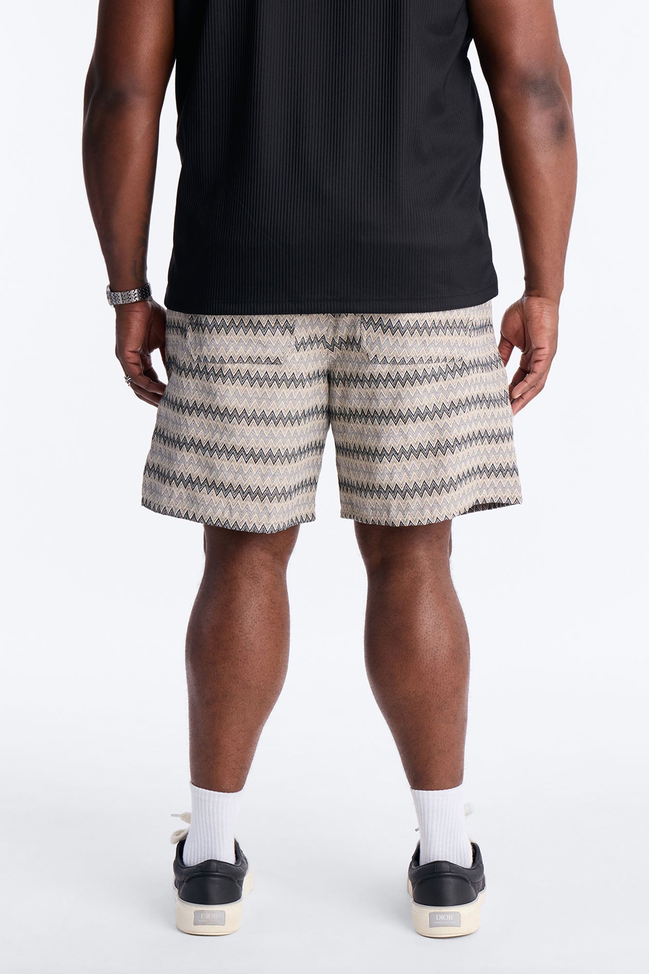 Relaxed Chevron City Textured Short - Cream