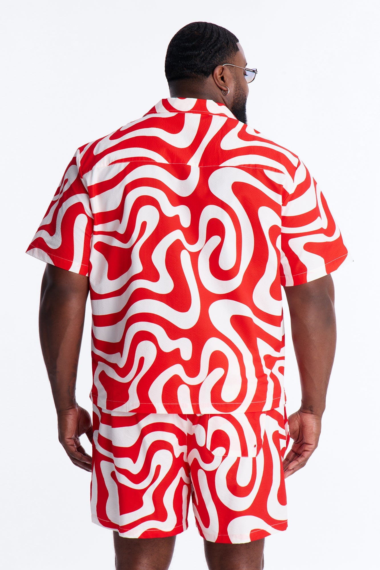 Relaxed Groovy Abstract Printed Seersucker Cuban Collar Button Up Shirt - Red