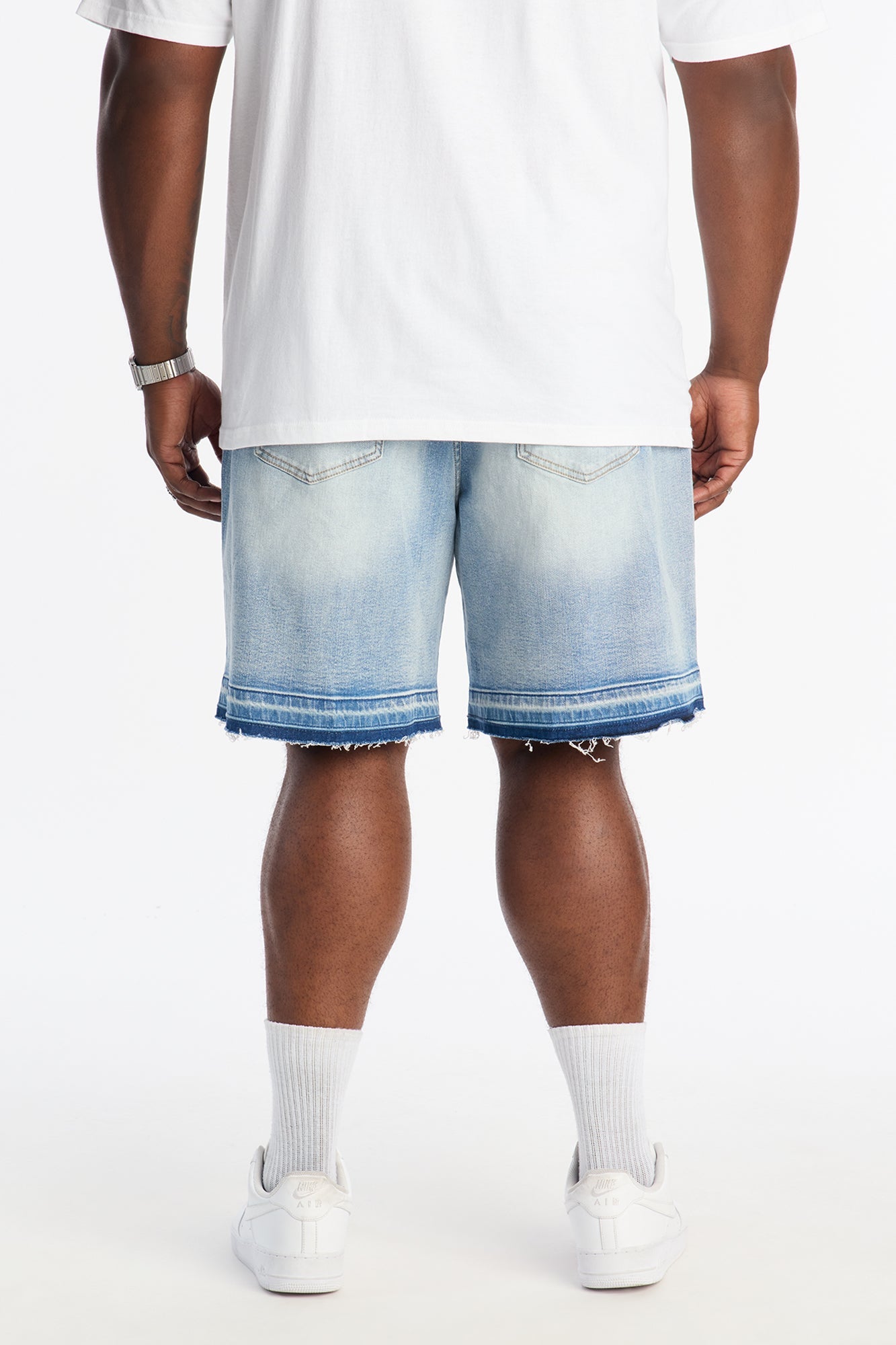 Run Around Relaxed Denim Shorts - Light Wash