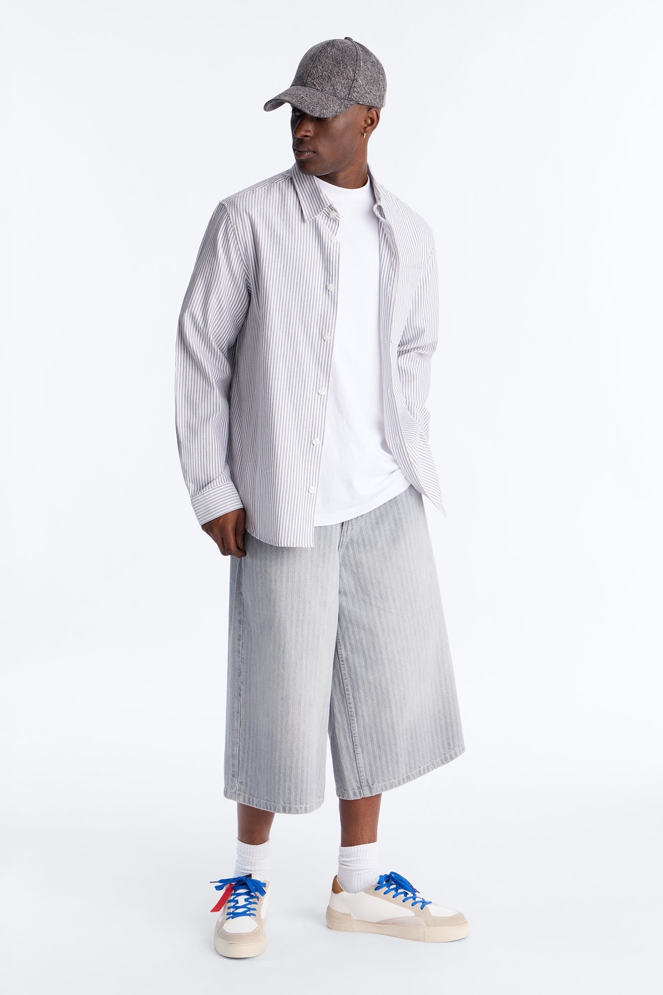 Super Baggy Subtle Stripe Denim Short - Grey