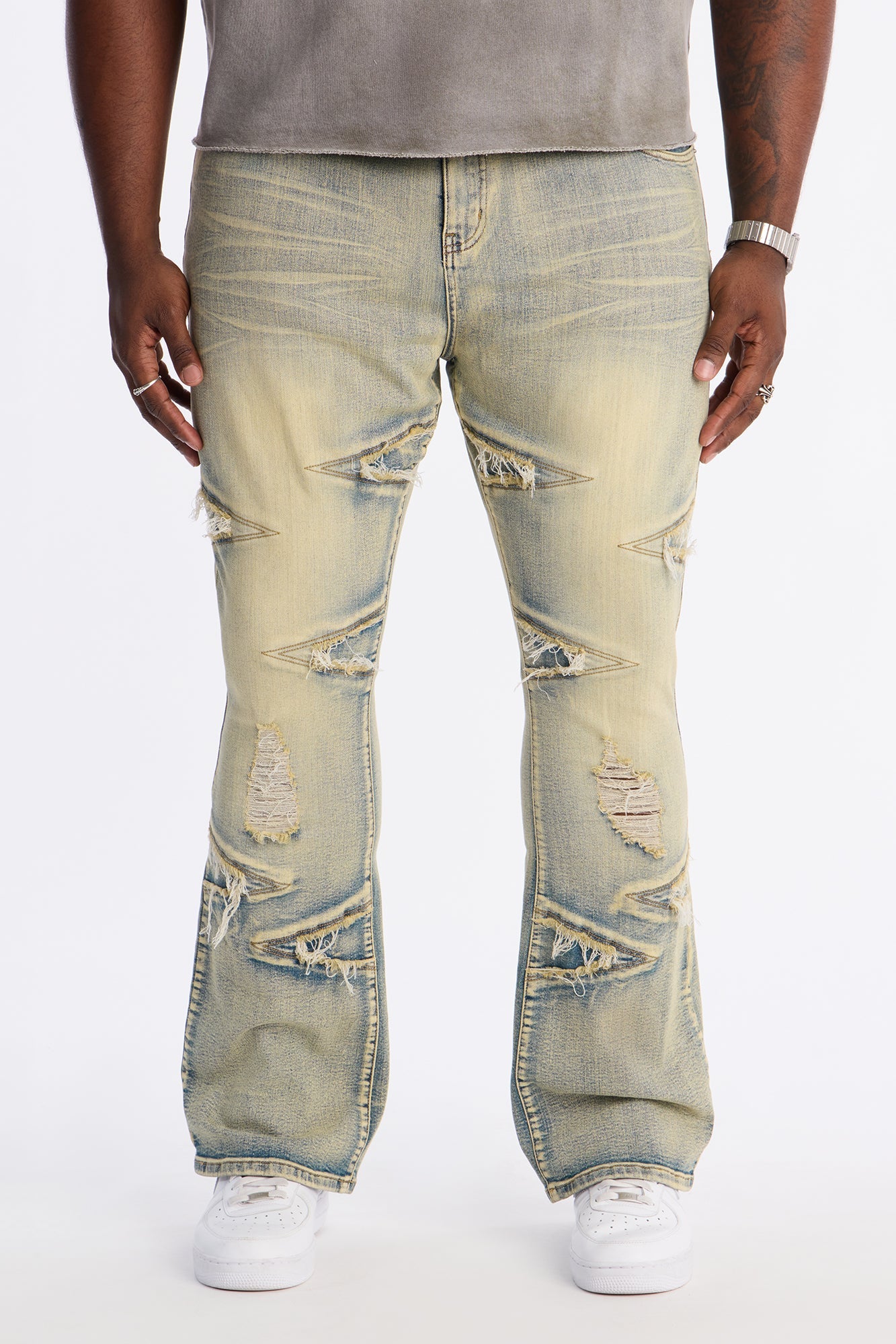 Stacked Skinny Flare Triangle Fray Jeans - Light Wash