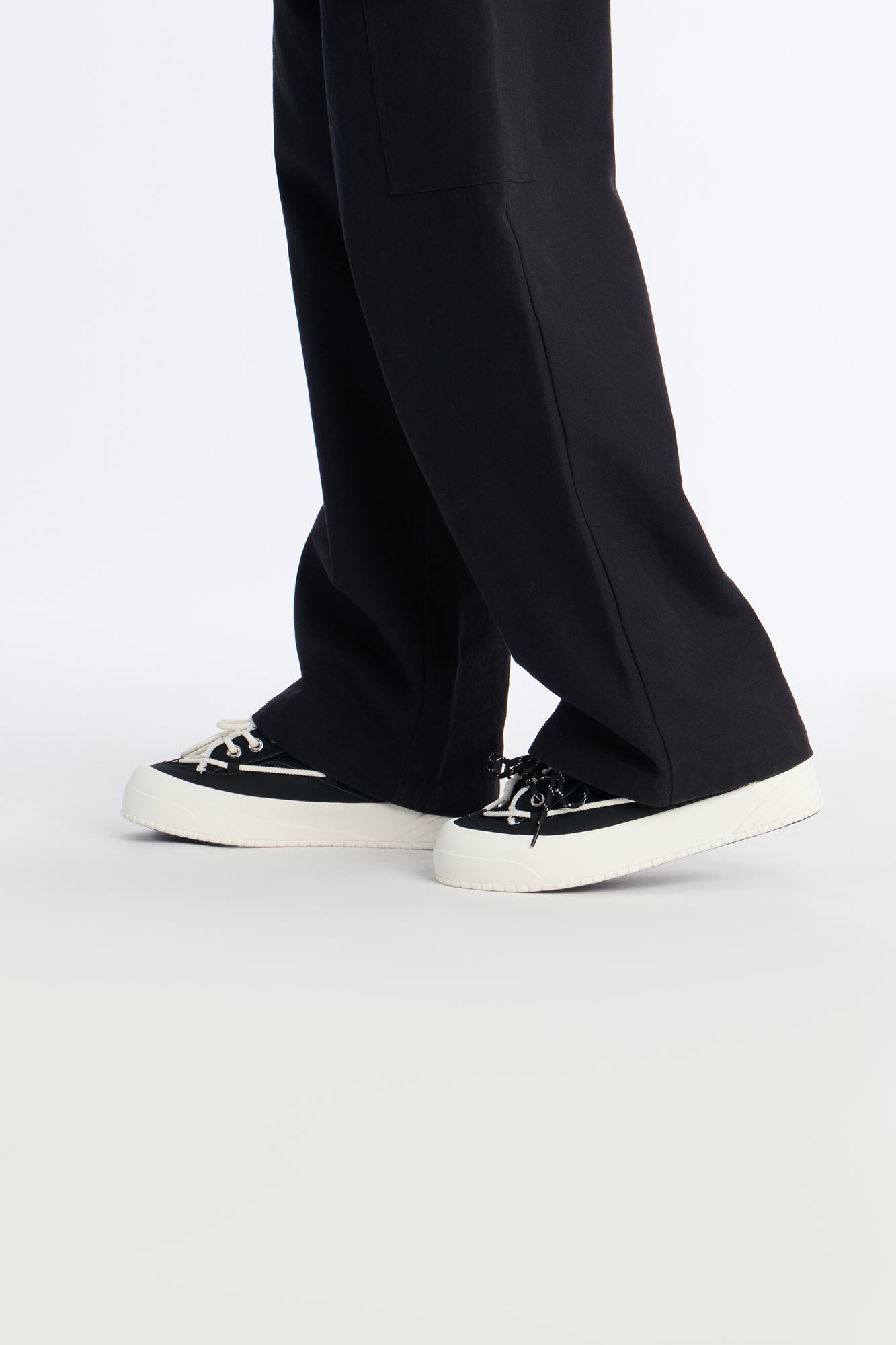 Double Lace Chunky Canvas Low Top Sneaker - Black