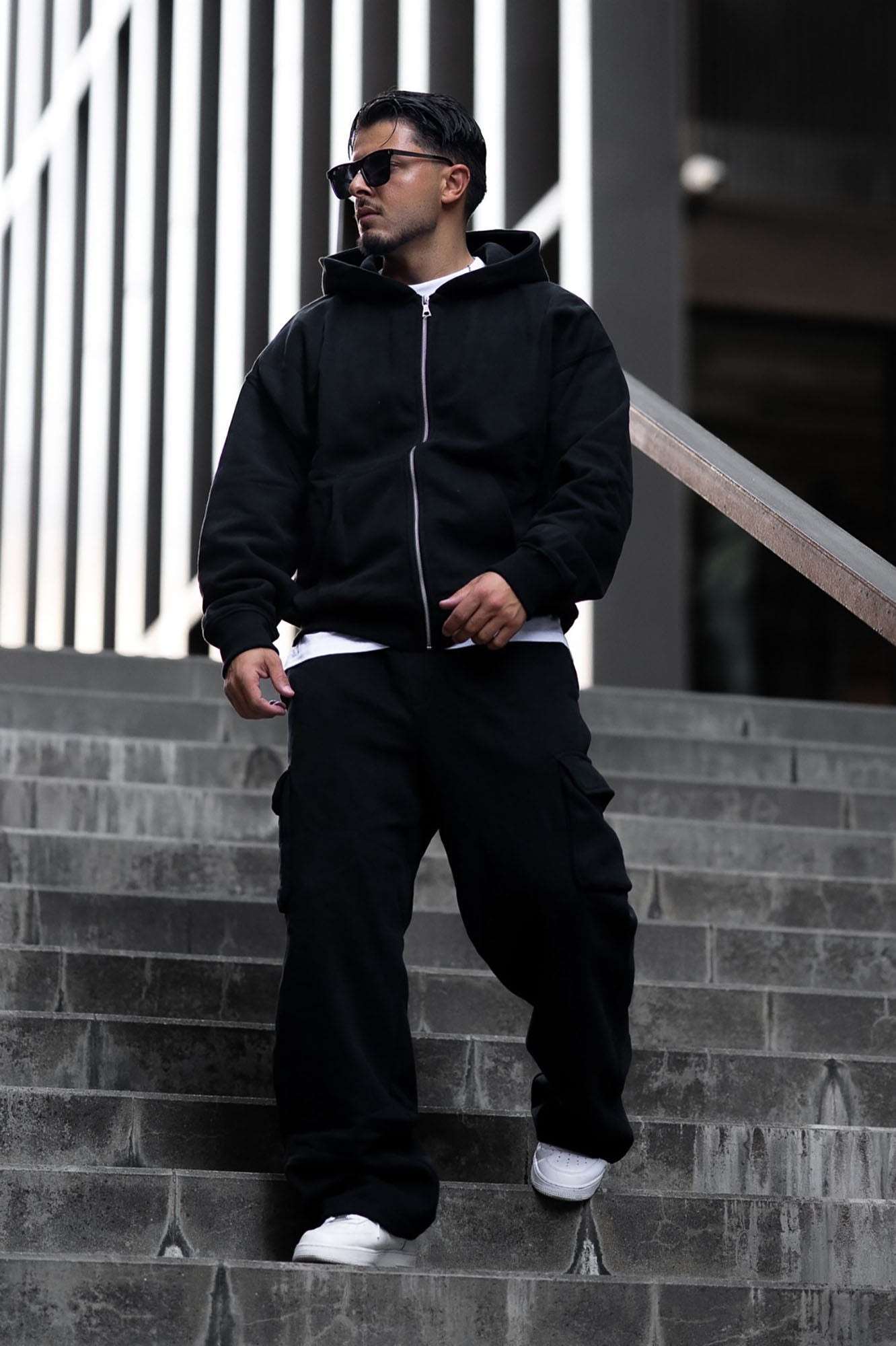 410 Baggy Cargo Sweatpants - Black