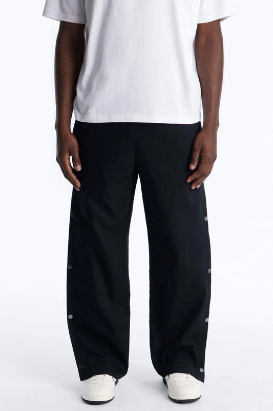 Straight Print Hint Studded Pant - Black