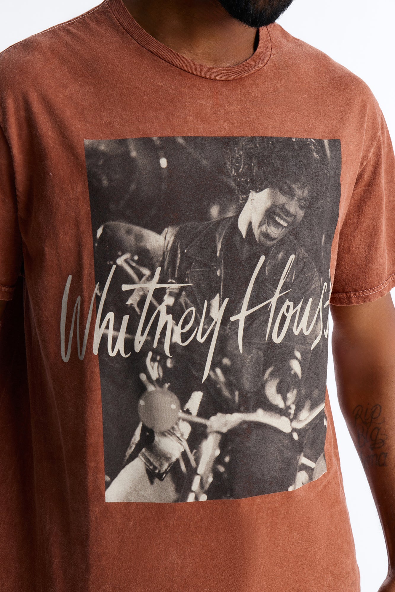 Whitney Houston Mineral Wash Graphic Short Sleeve Tee - Brown