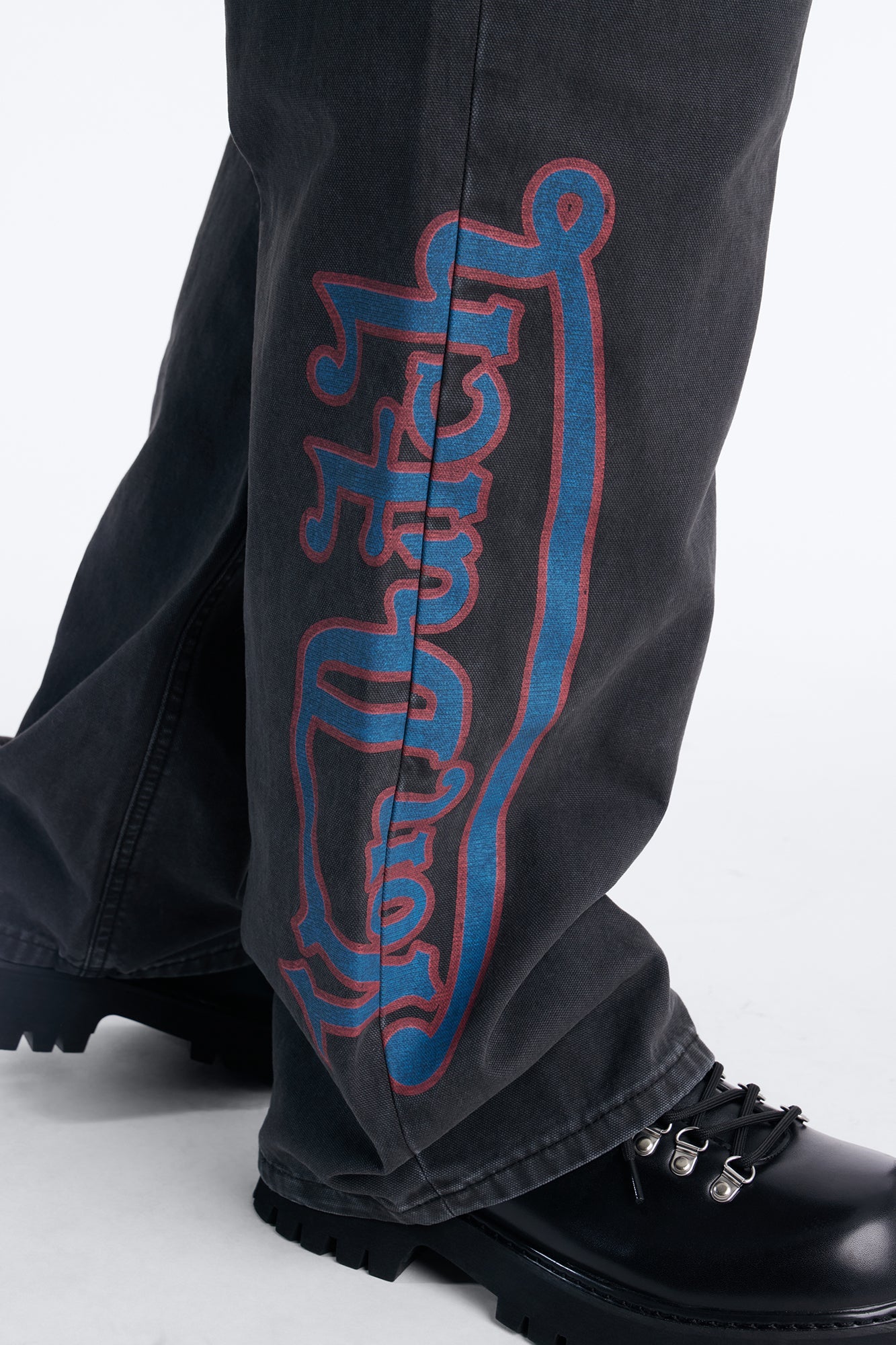 Von Dutch Reapers Straight Jean - Black