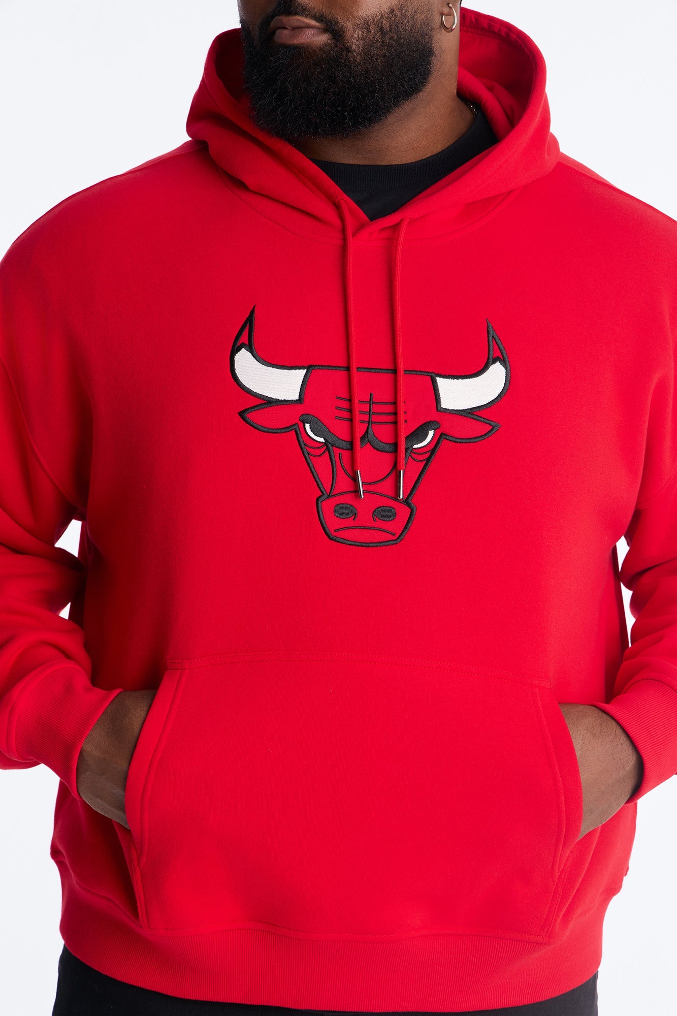Bulls Old English Embroidery Hoodie - Red
