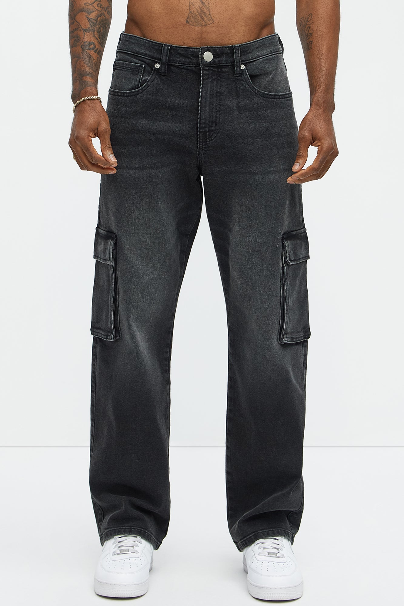Classic Straight Cargo Jeans - Black Wash