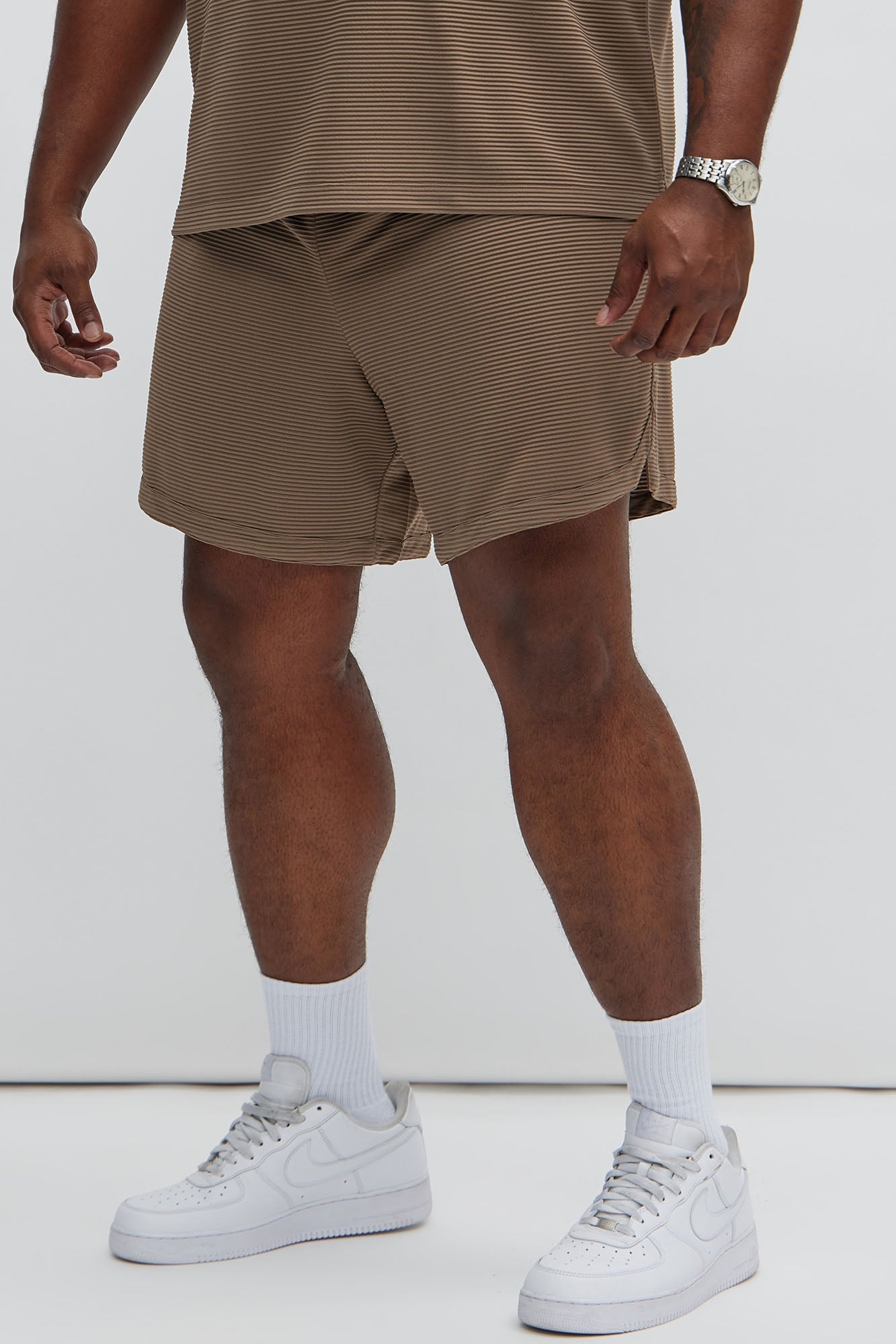 Zyler Textured Shorts - Taupe