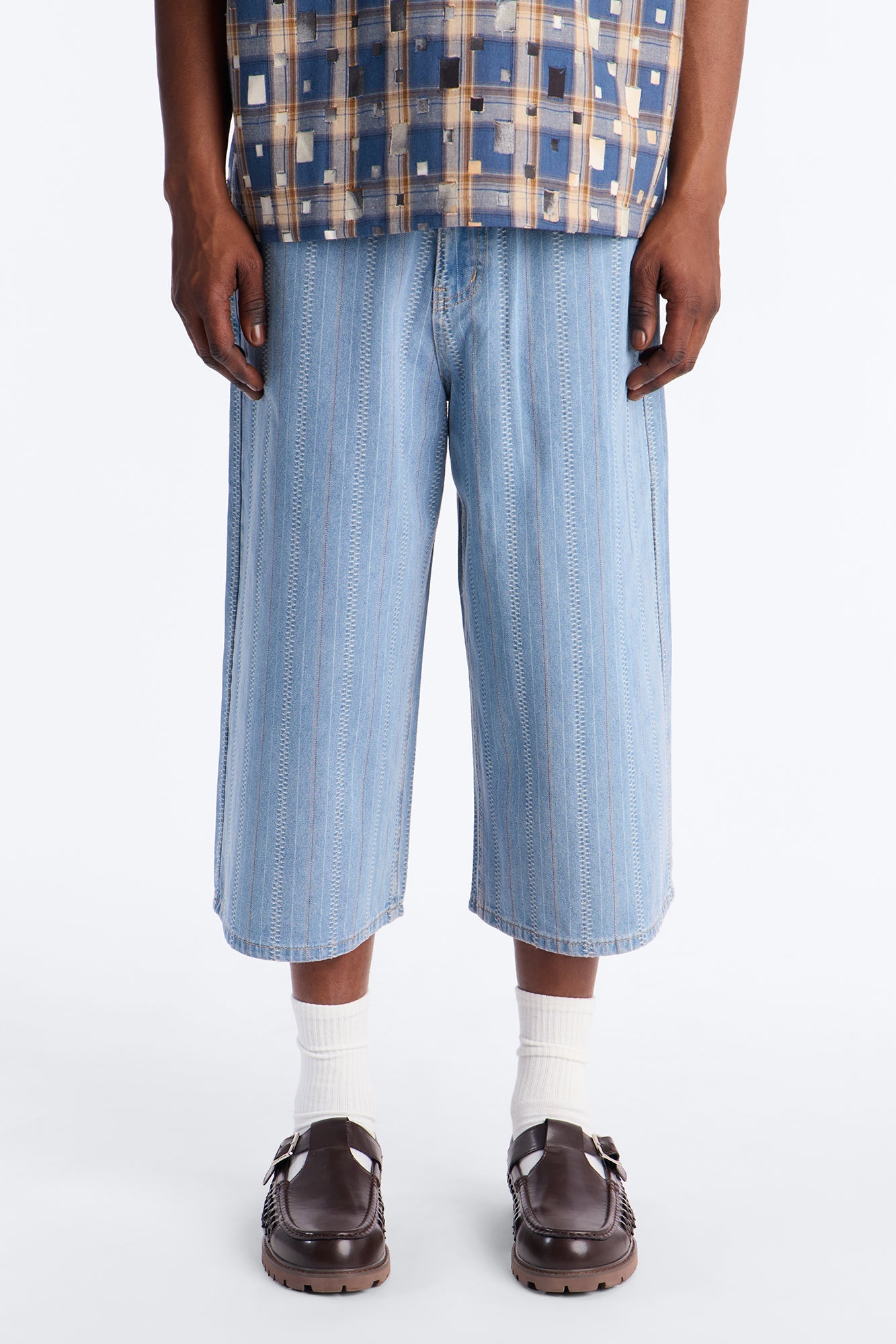 Super Baggy Outfield Denim Short - Light Blue Wash