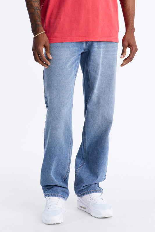 Essential Straight Rigid Jean - Medium Blue Wash
