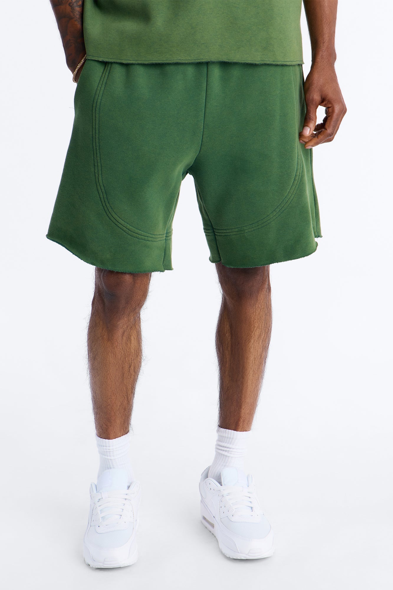 Washed Raw Edge Baggy Sweatshort - Green