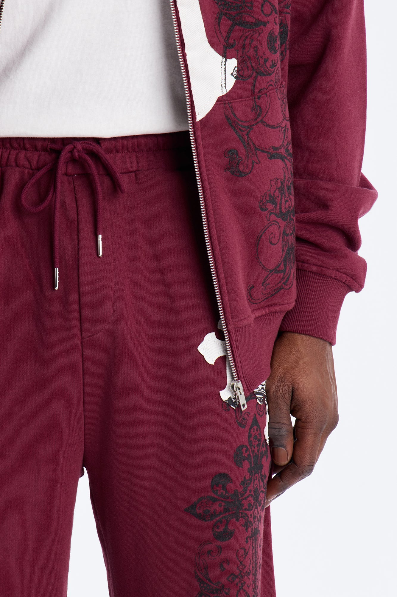 Cross Patch Sweatpants - Burgundy