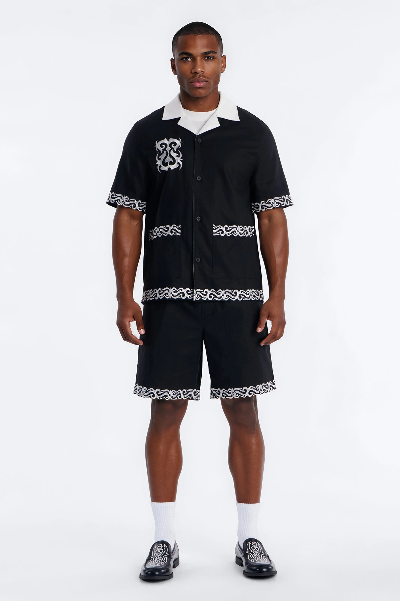 Relaxed Coastal Isla Short - Black