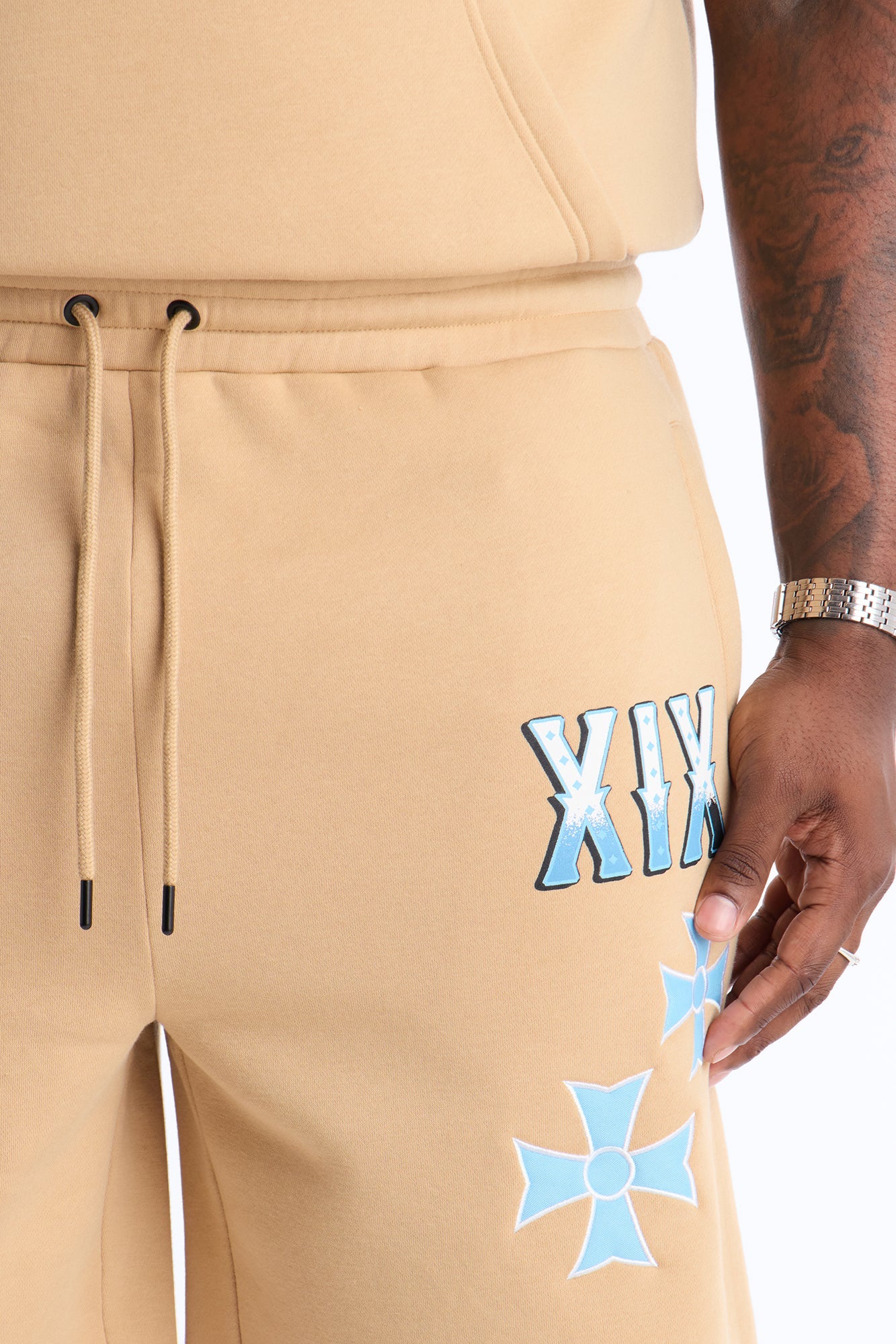 Eagles Fly Sweatshorts - Khaki