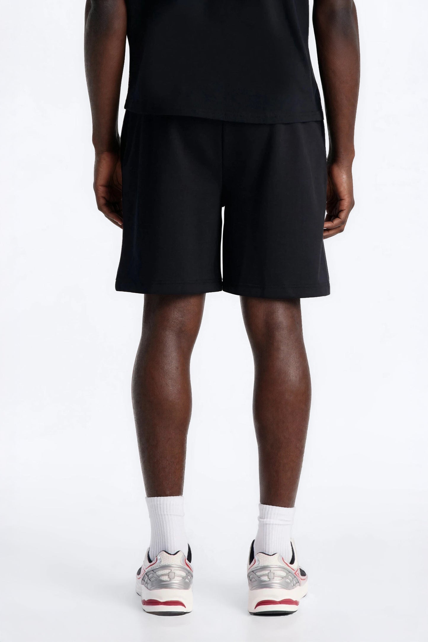 Night Bite Sweatshorts - Black
