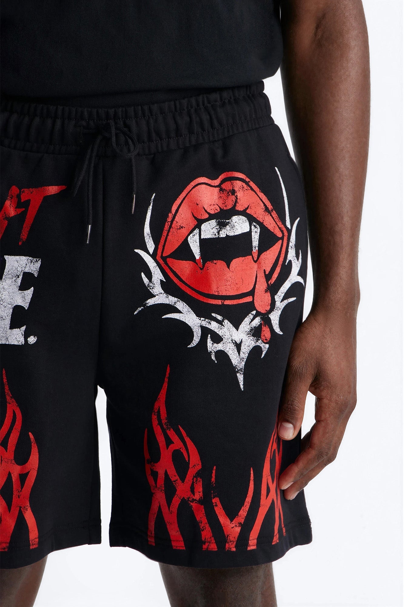Night Bite Sweatshorts - Black