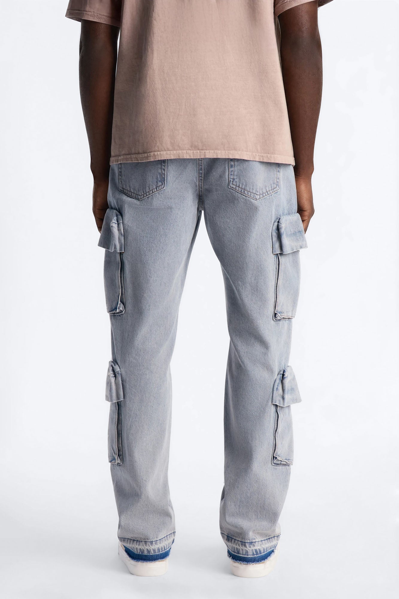 Straight Fractured Cargo Jean - Light Wash
