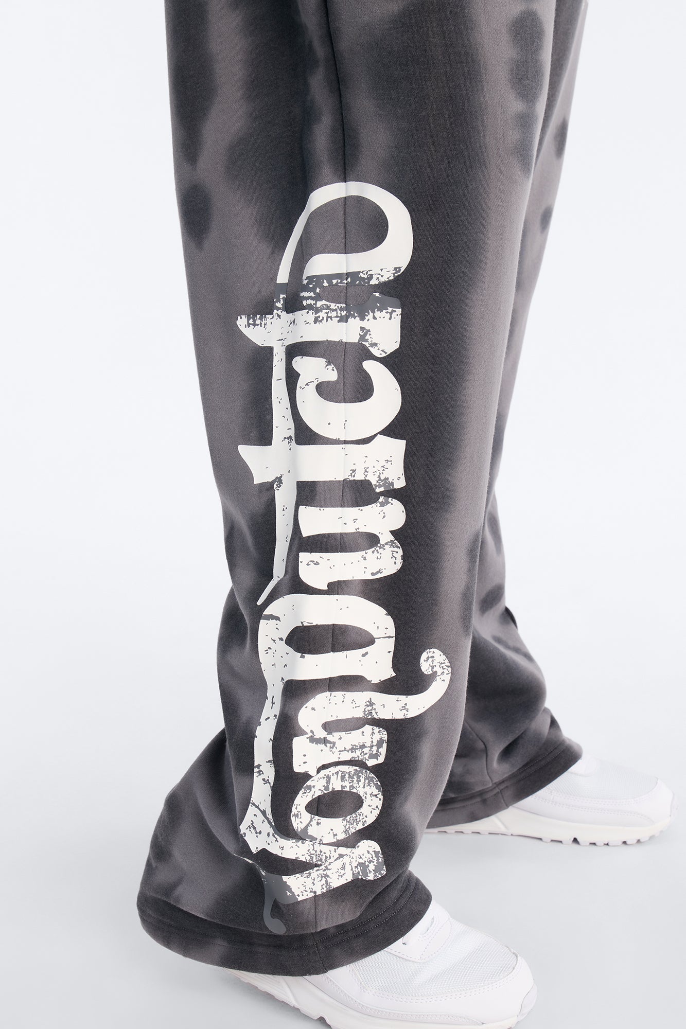 Baggy Von Dutch Outlaw Raw Edge Sweatpants - Charcoal