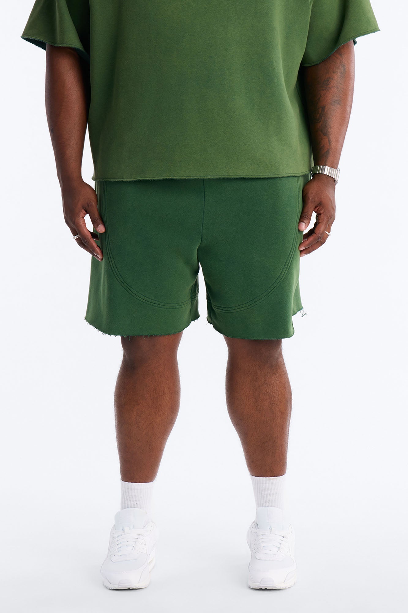 Washed Raw Edge Baggy Sweatshort - Green