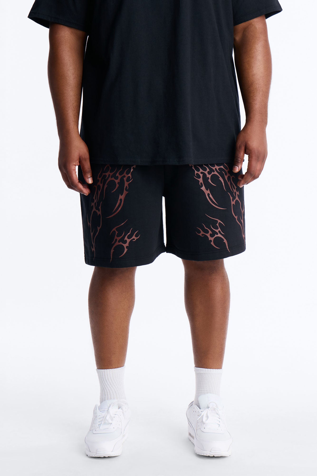 Eternal Fire Sweatshorts - Black