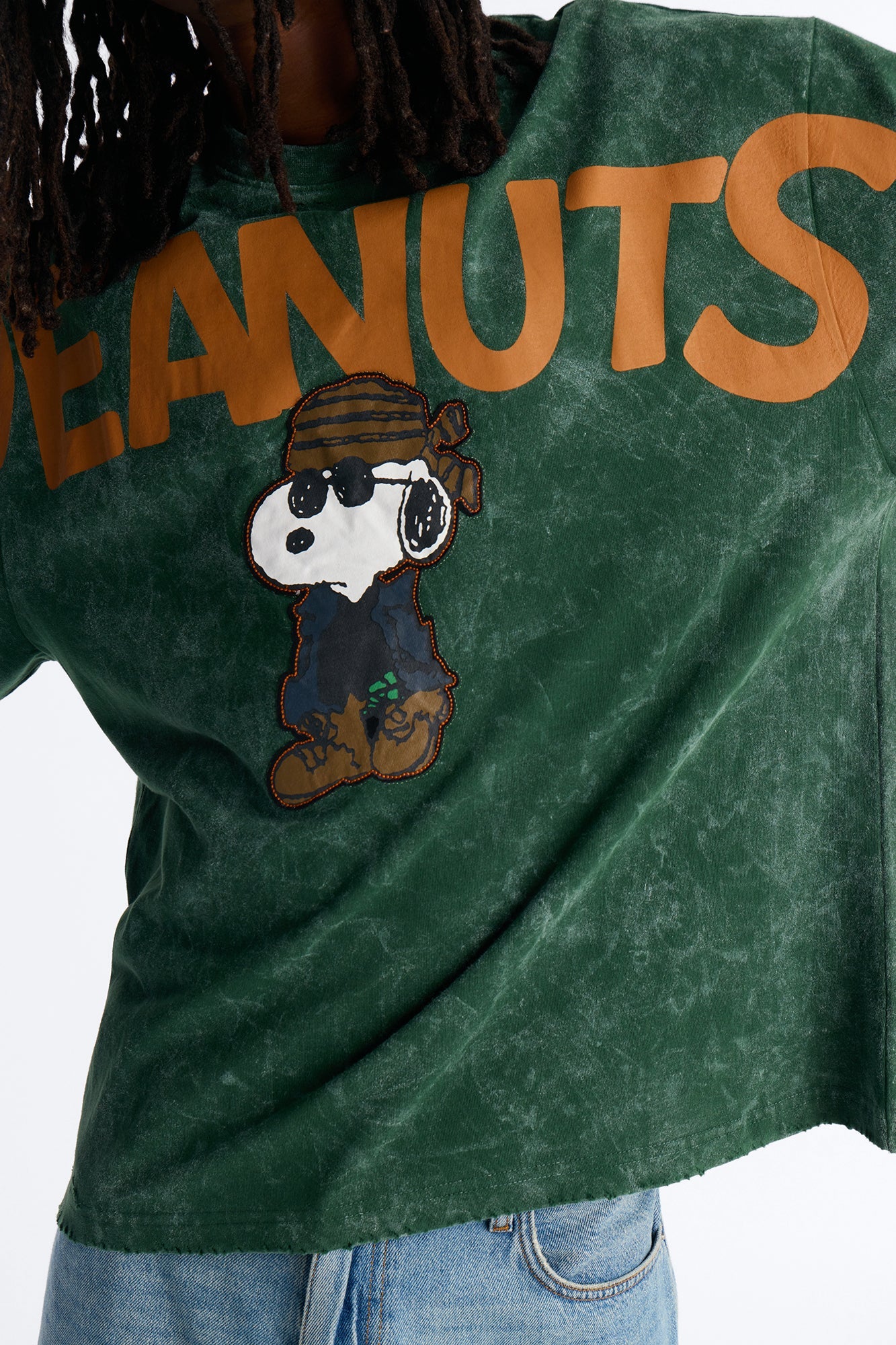 Peanuts Cool Vibes Graphic Short Sleeve Tee - Hunter Green