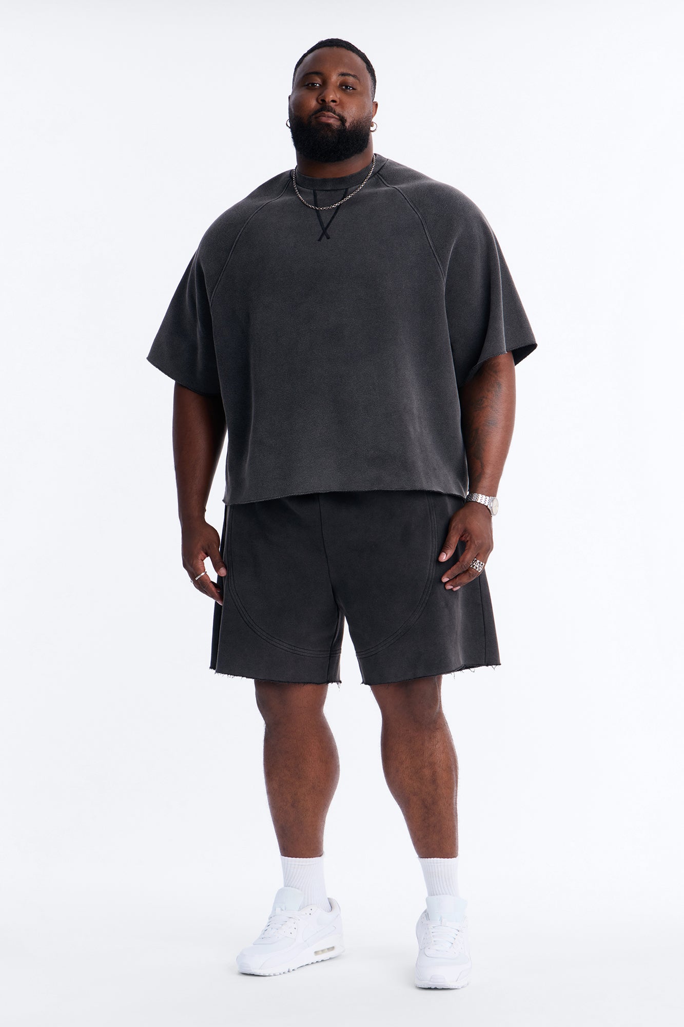 Washed Raw Edge Baggy Sweatshort - Black Wash