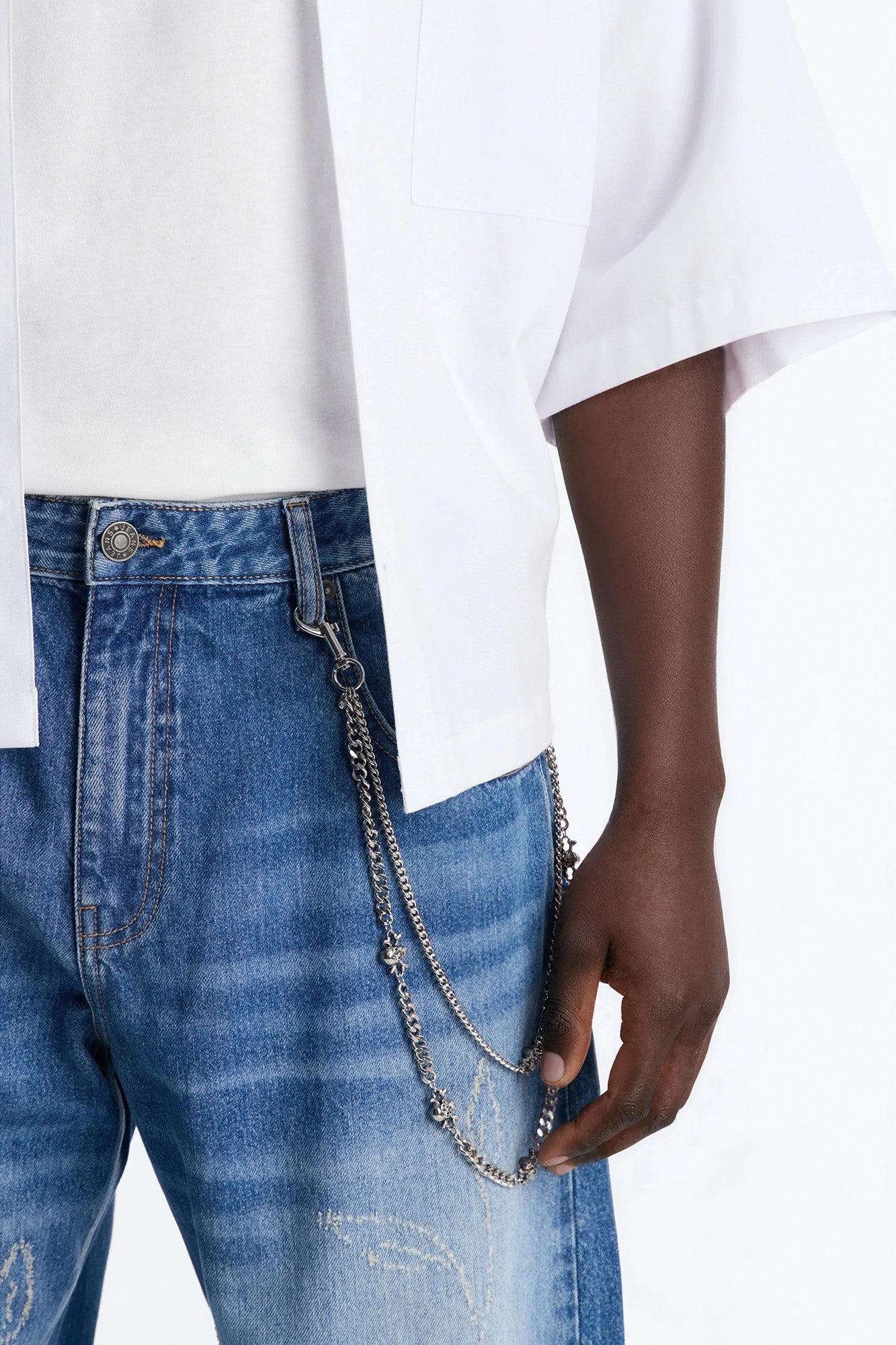 Barrel Etched Floral Jean - Medium Blue Wash