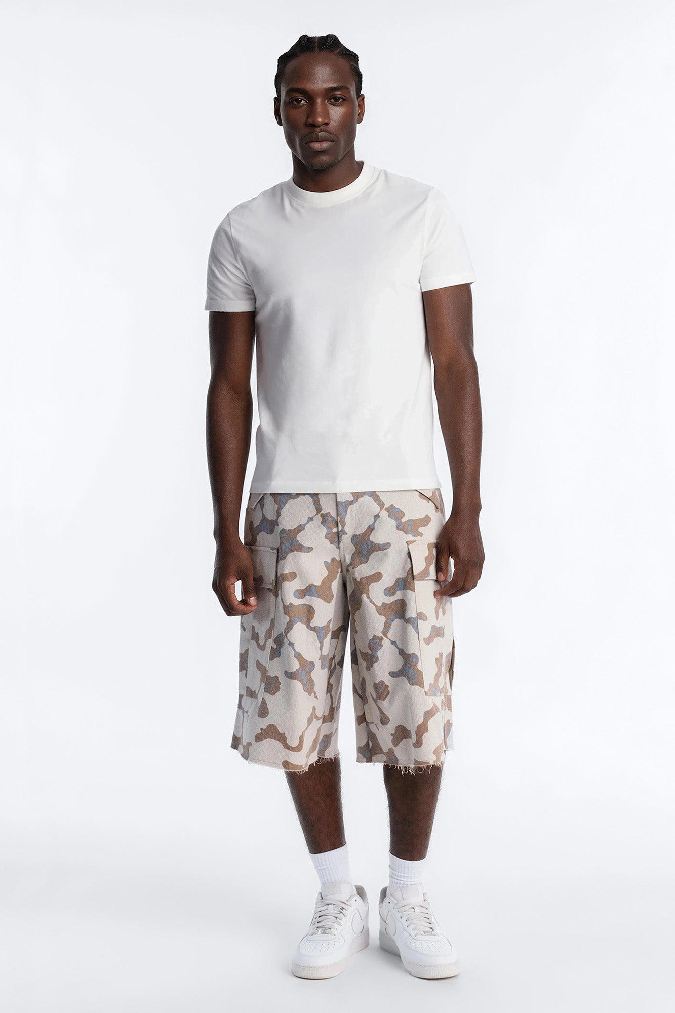 Baggy Subtle Distressed Short - Grey