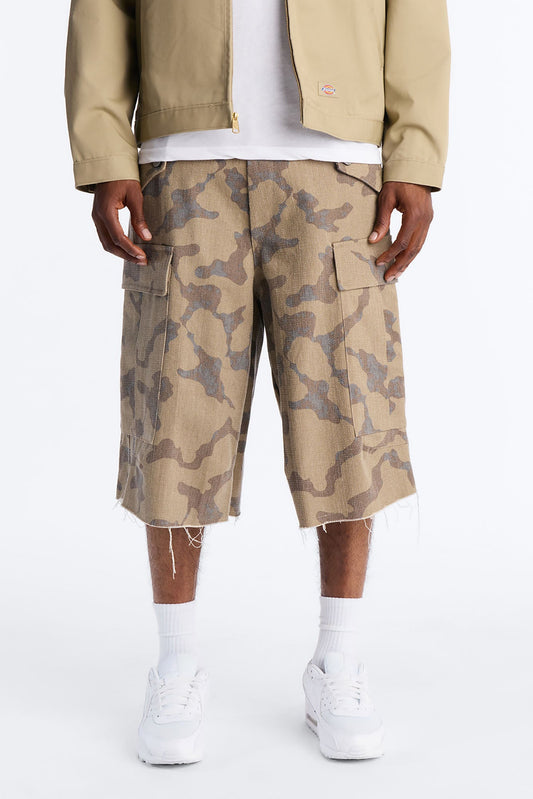 Baggy Subtle Distressed Short - Brown