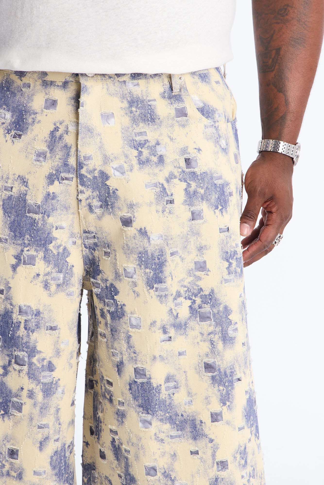 Super Baggy Azure Shred Denim Short - Bleach Blue Wash