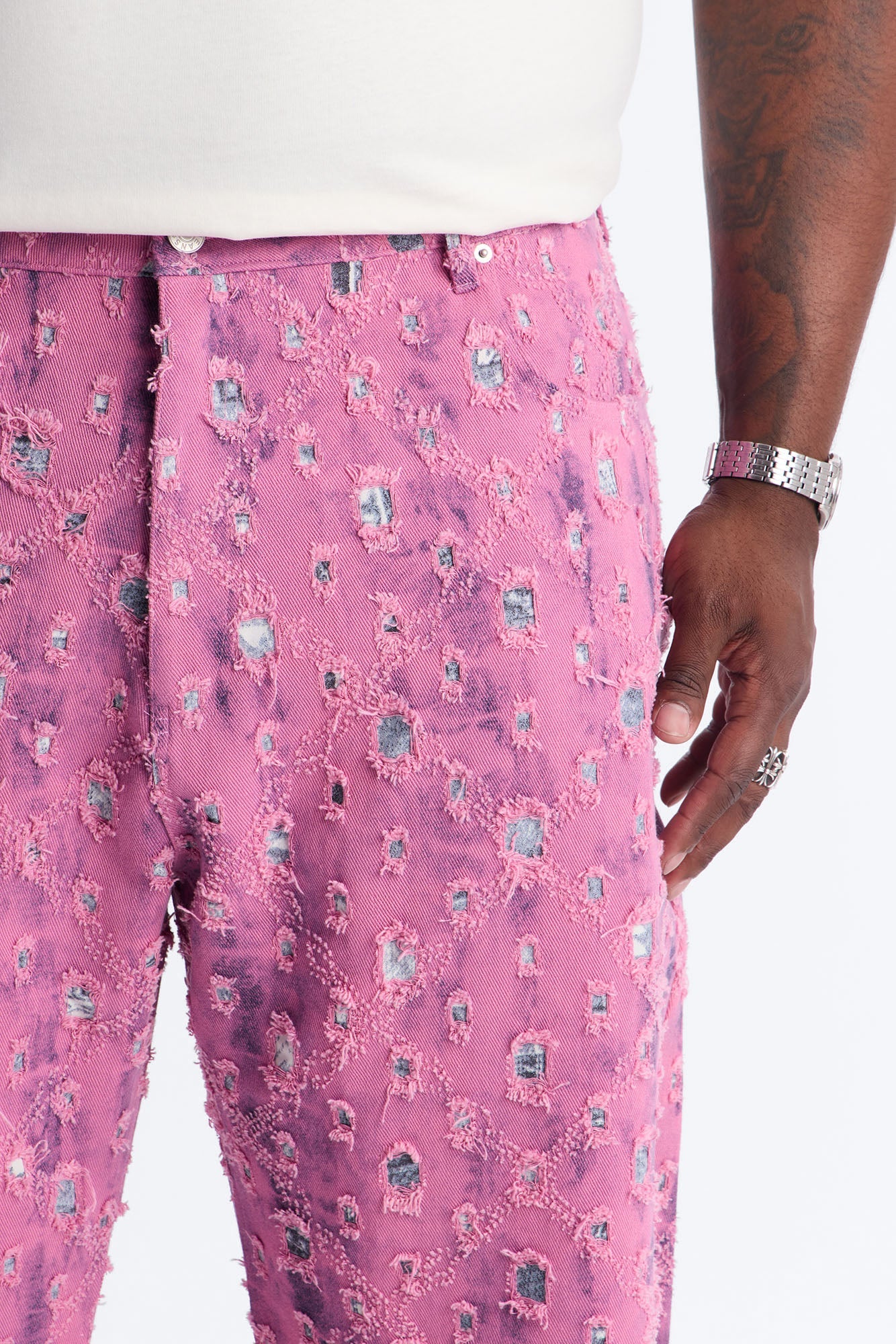 Baggy Frayed Illusions Jean - Pink