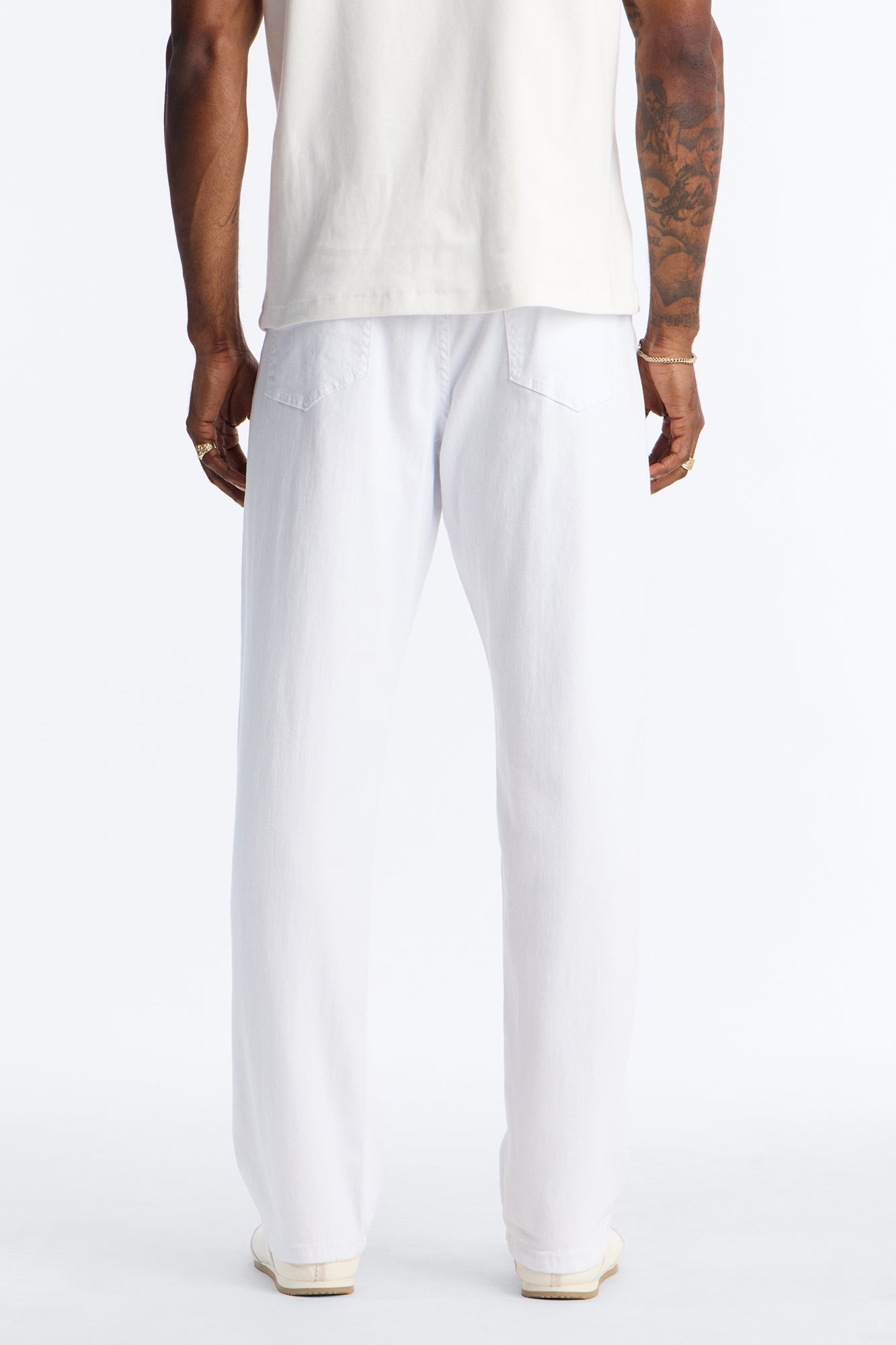 Clean Feel Straight Jean - White