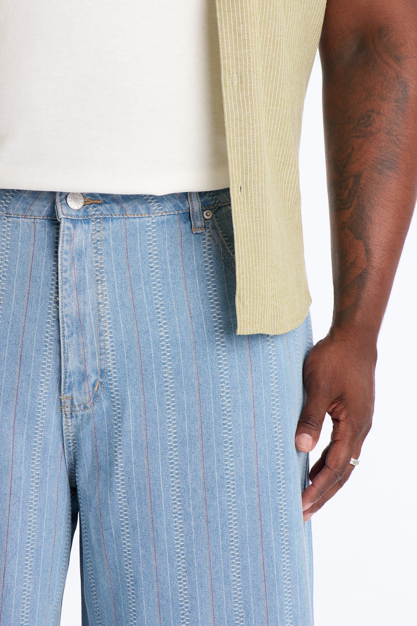 Super Baggy Outfield Denim Short - Light Blue Wash