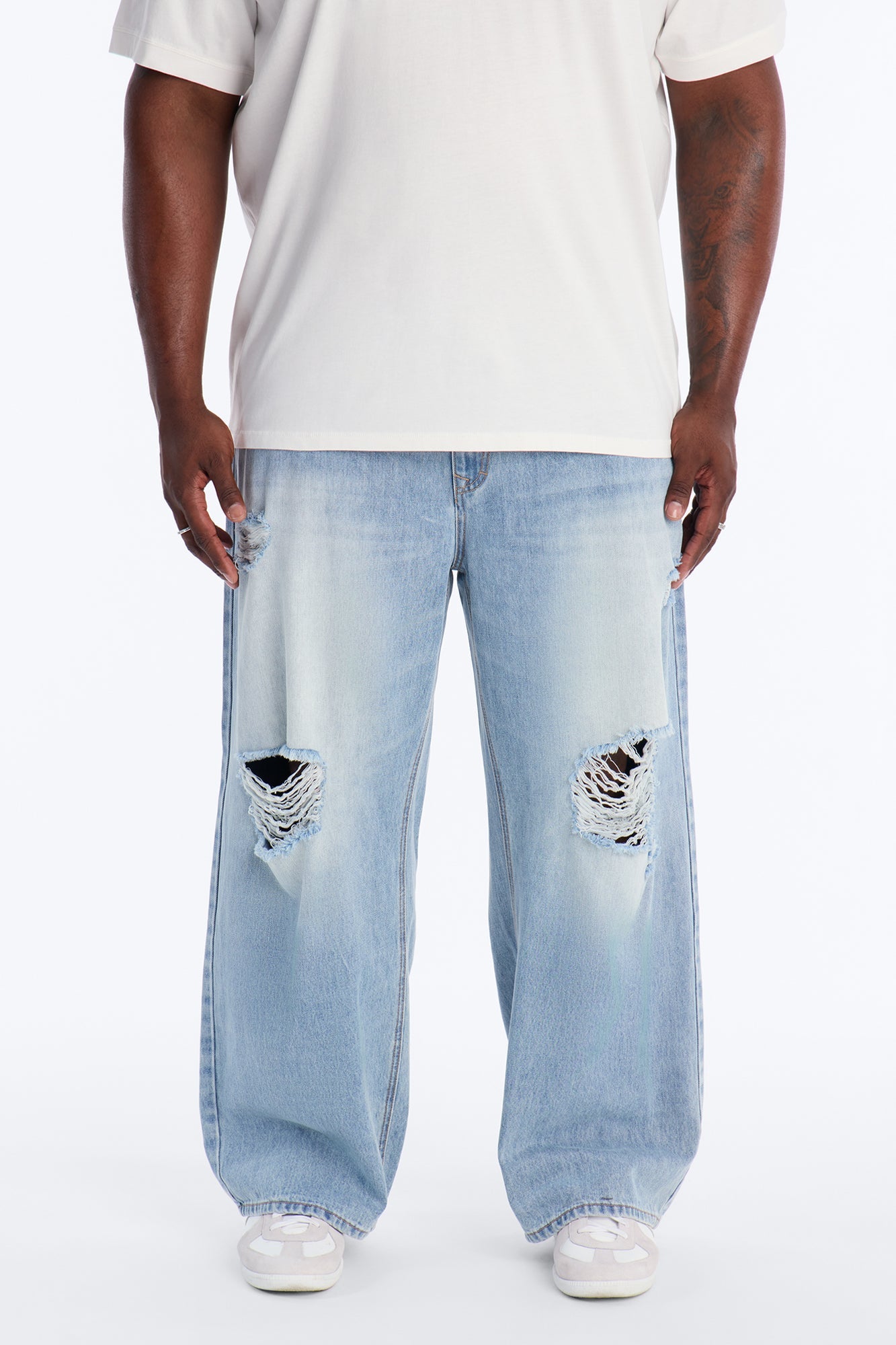 Essential Destroyed Baggy Rigid Jean - Light Blue Wash
