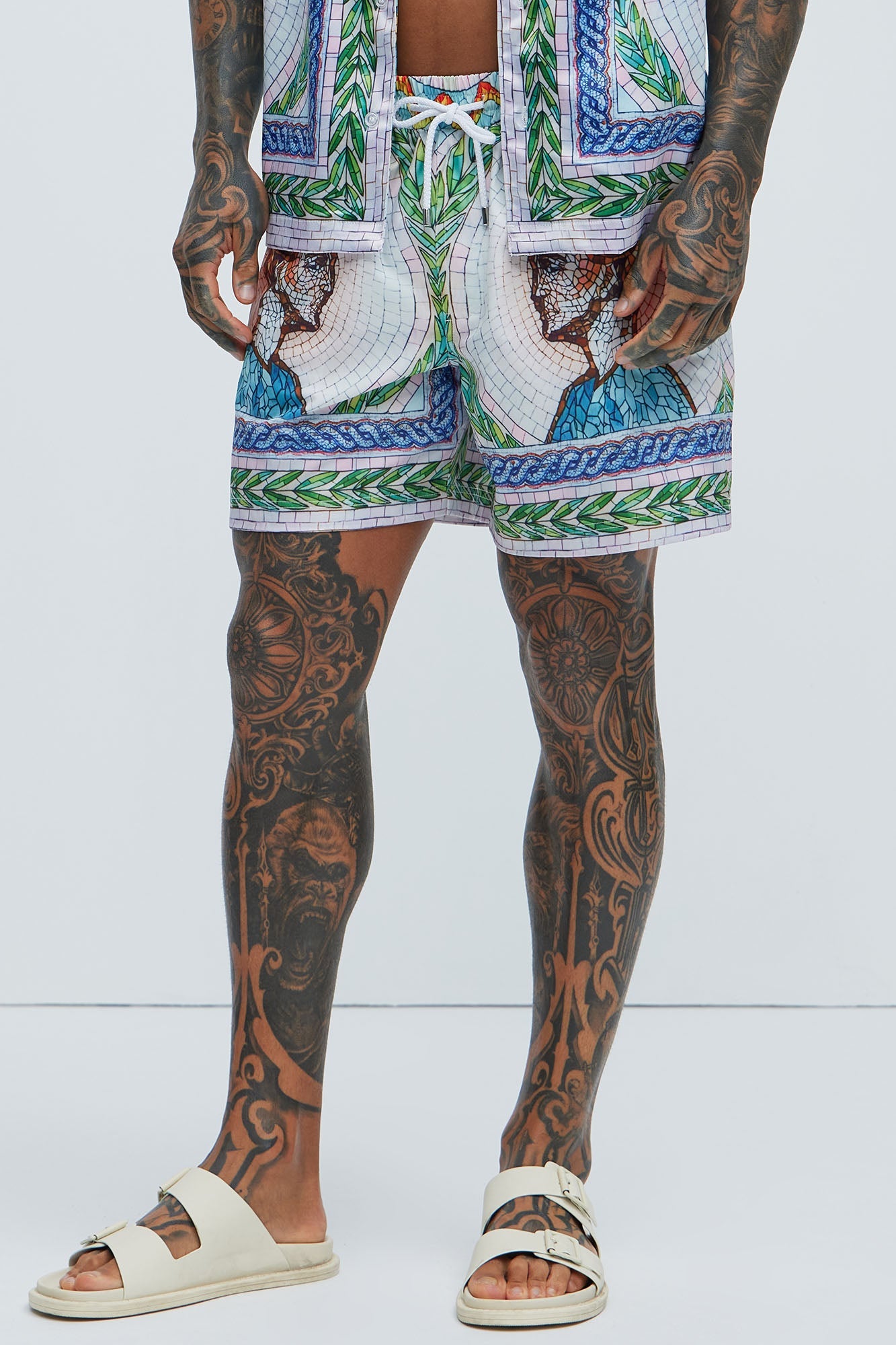 Atherton Mosaic Swim Mid Trunk - Blue/combo