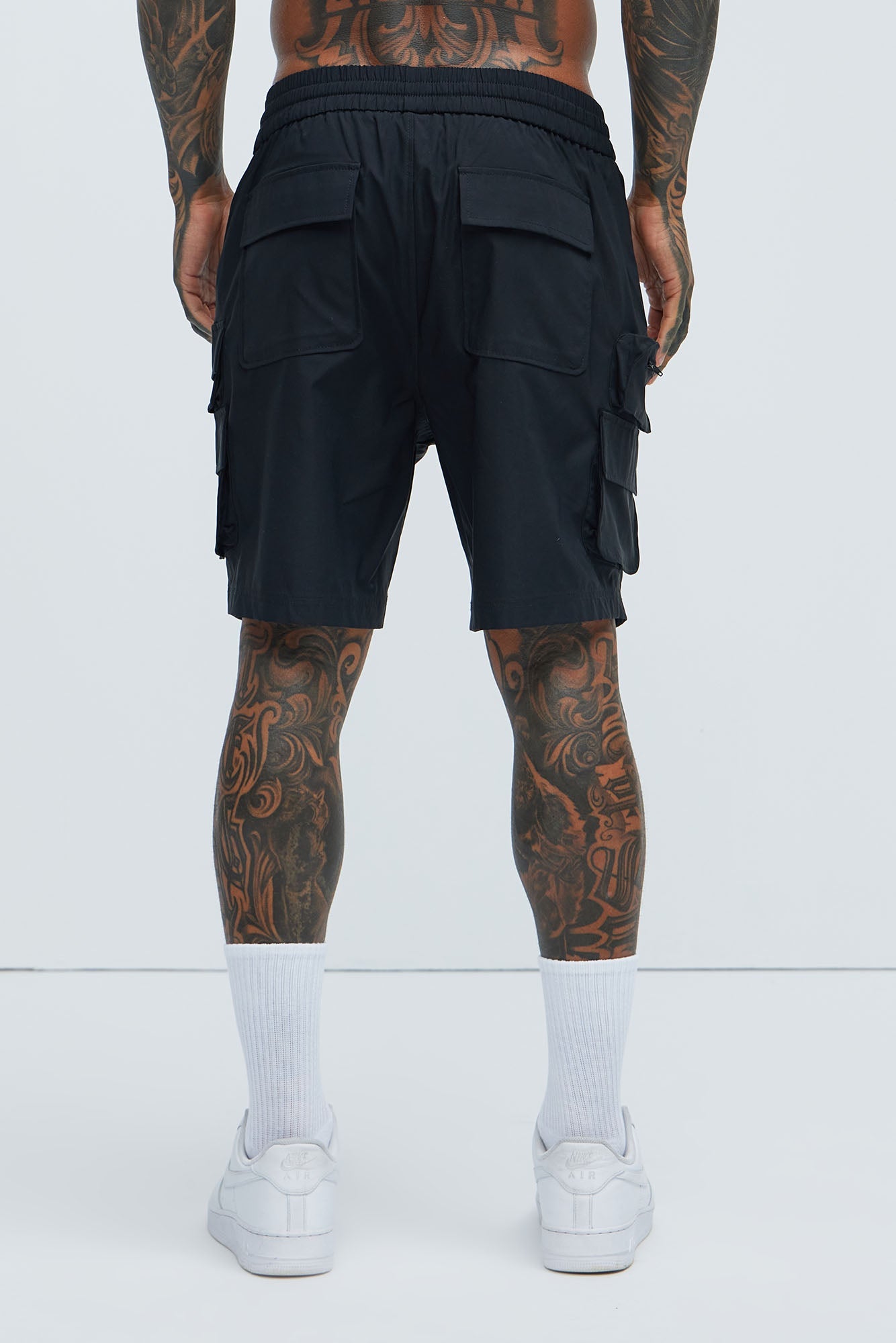 Catch Up Nylon Cargo Shorts - Black