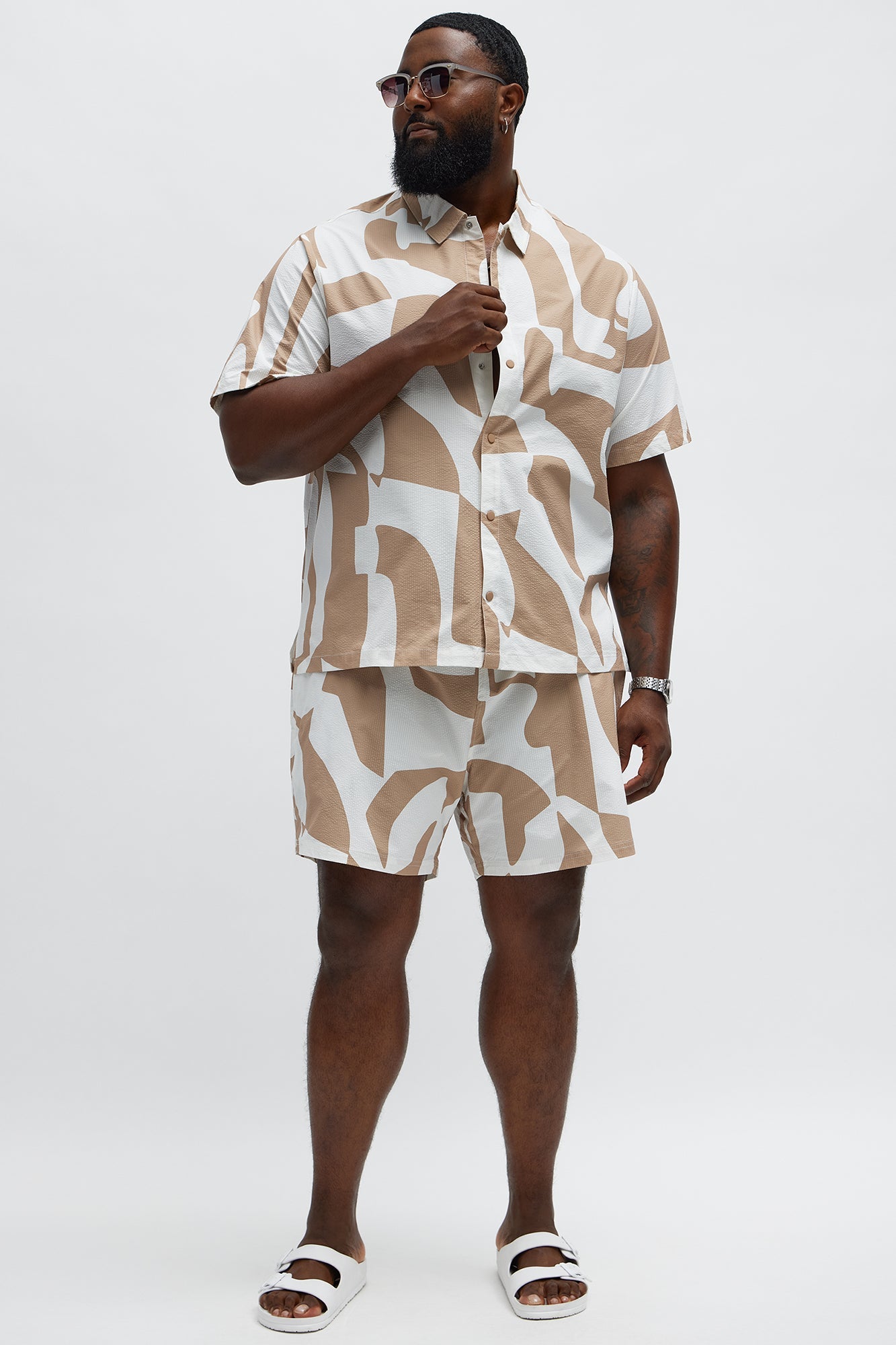 Seersucker Abstract Geo Printed Closed Collar Shirt - Tan/Multi