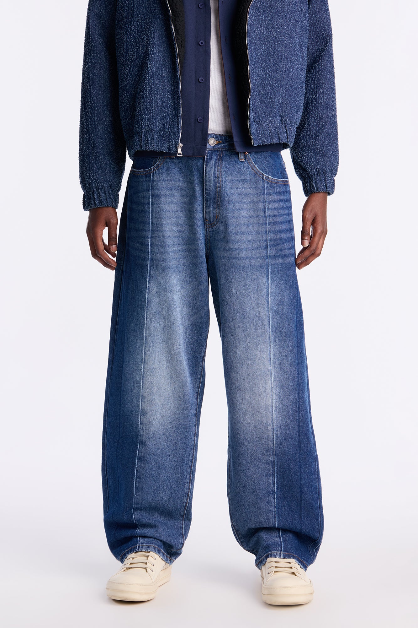 Baggy Faux Pleat Jean - Medium Blue Wash
