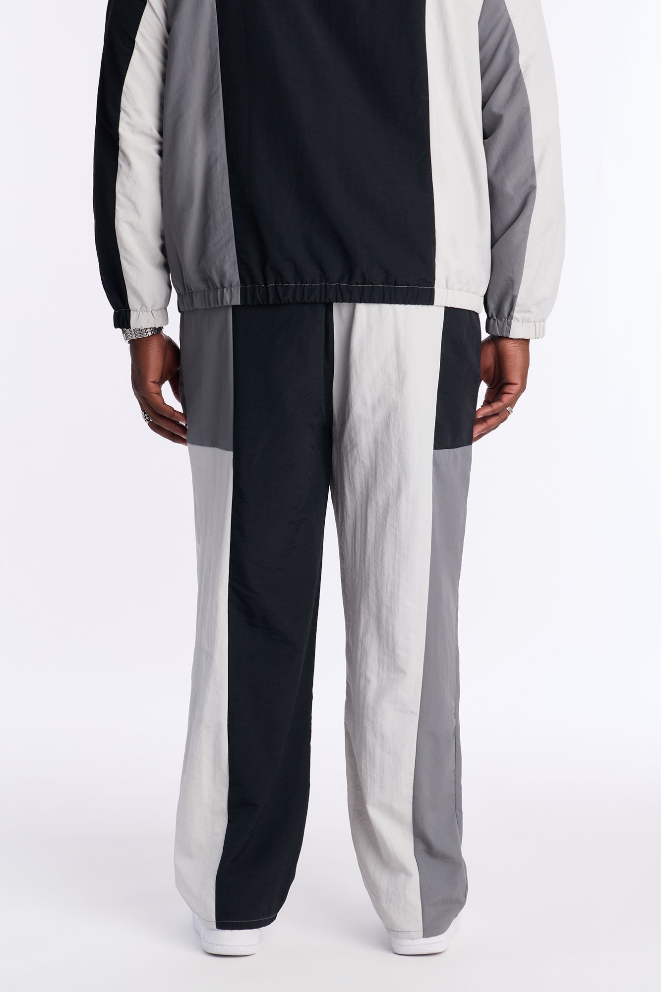 Straight Axel Color Block E-Waist Pant - Black/combo