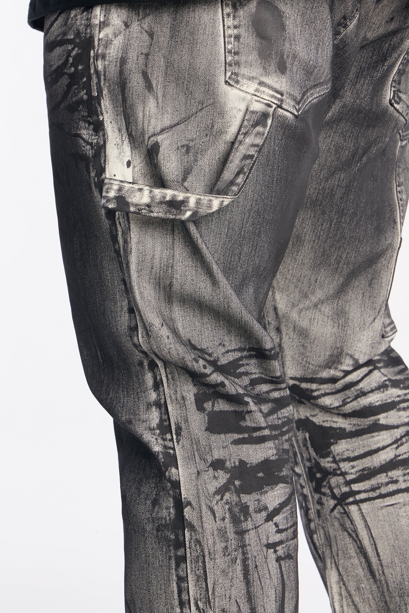 Stacked Skinny Flare Marble Vice Jean - Black/White