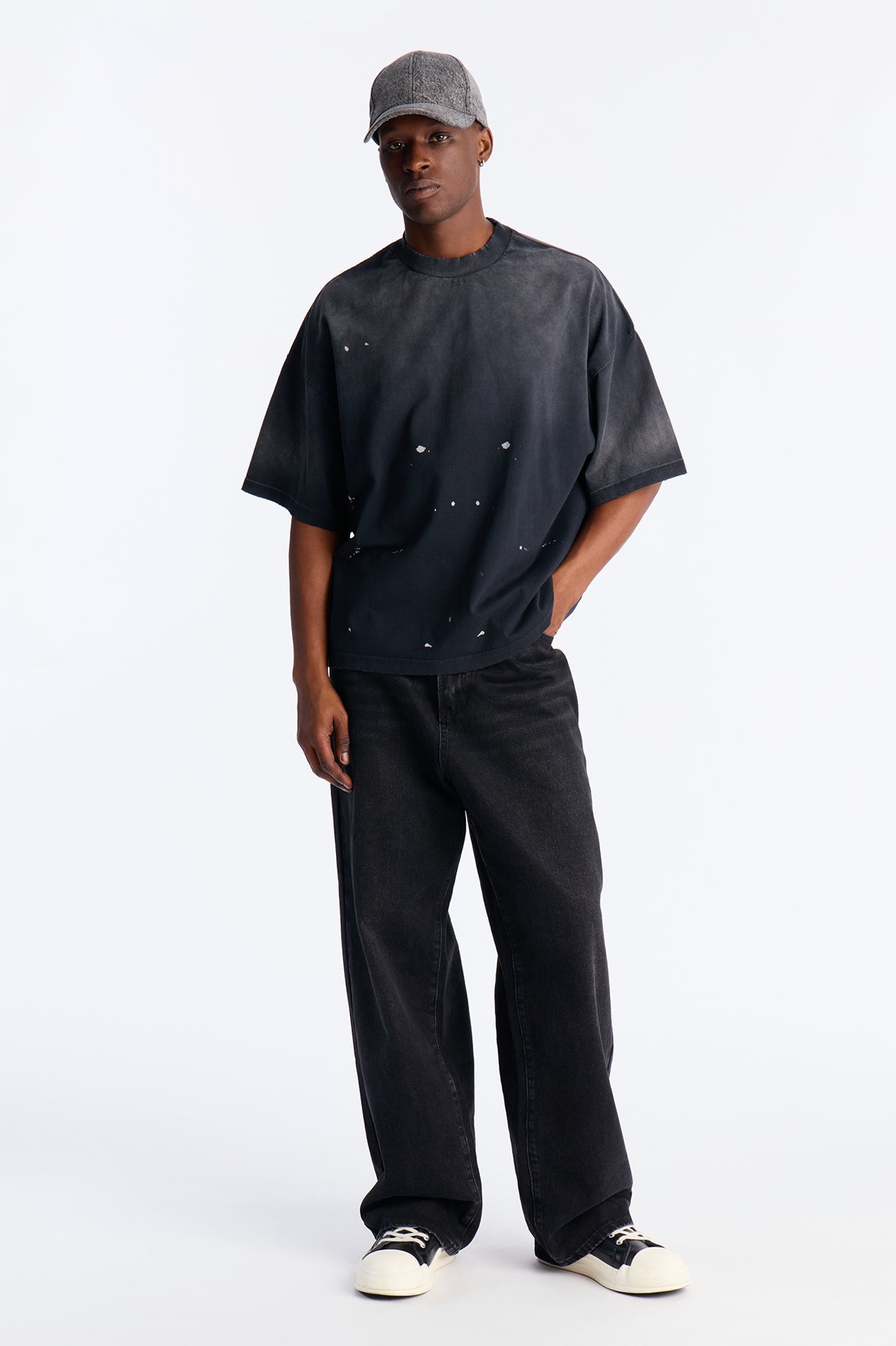 Boxy Studio Tee - Black