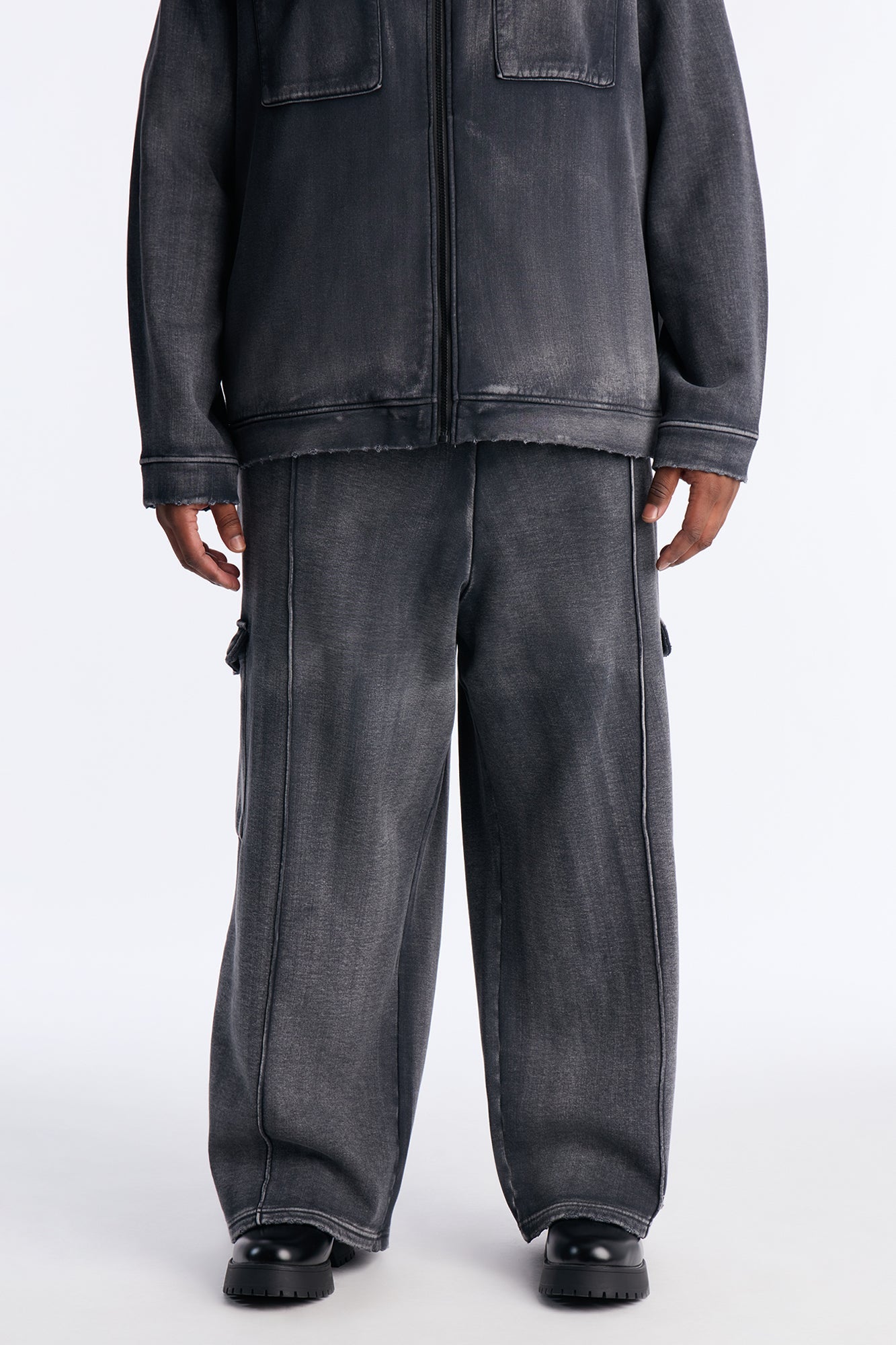 Heavy Wash Baggy Fleece Cargo Pants - Black Wash